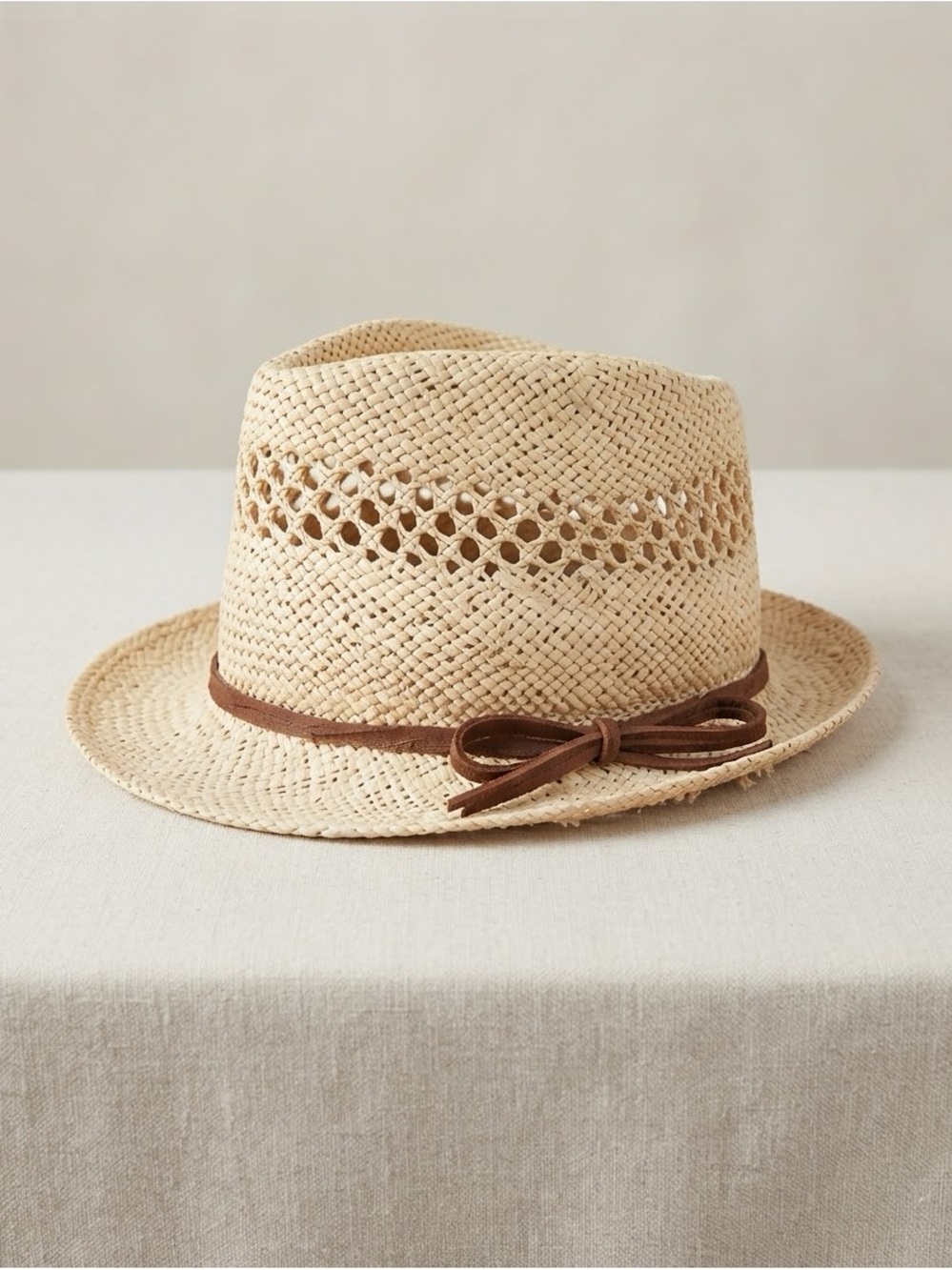 Source Unknown Woven Straw Fedora with Brown Band